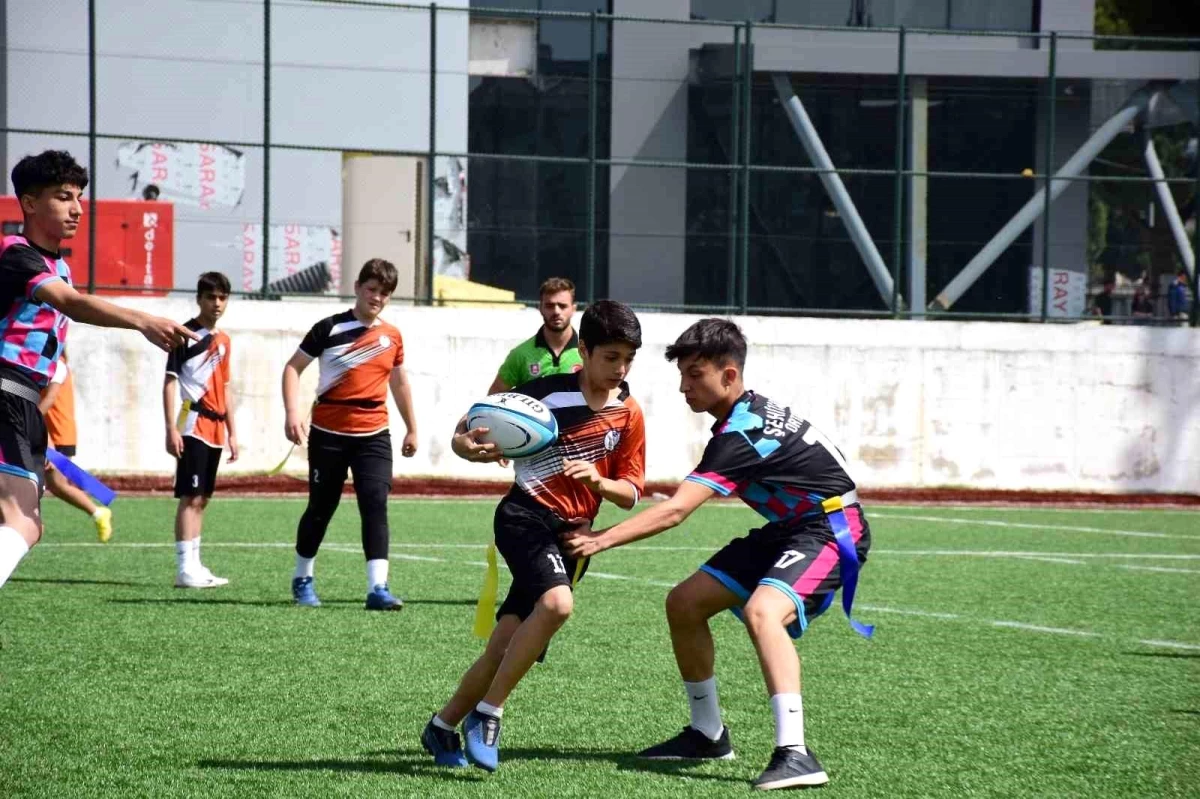 Aydın'da düzenlenen Okullar Arası Yıldızlar Bölge Ragbi Turnuvası sona erdi