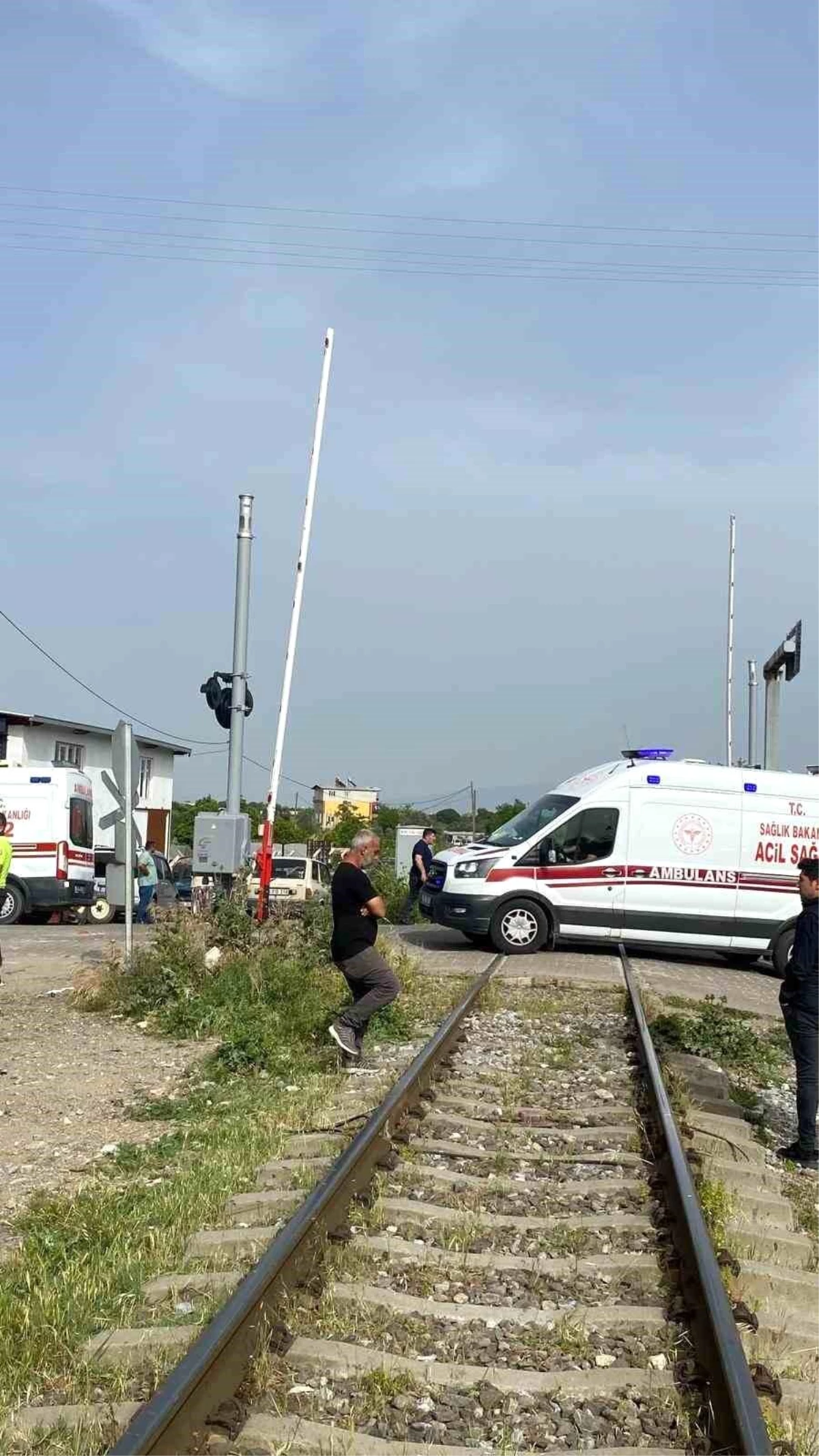 Aydın'ın Köşk ilçesinde tren kazası: Bir kişi ağır yaralandı